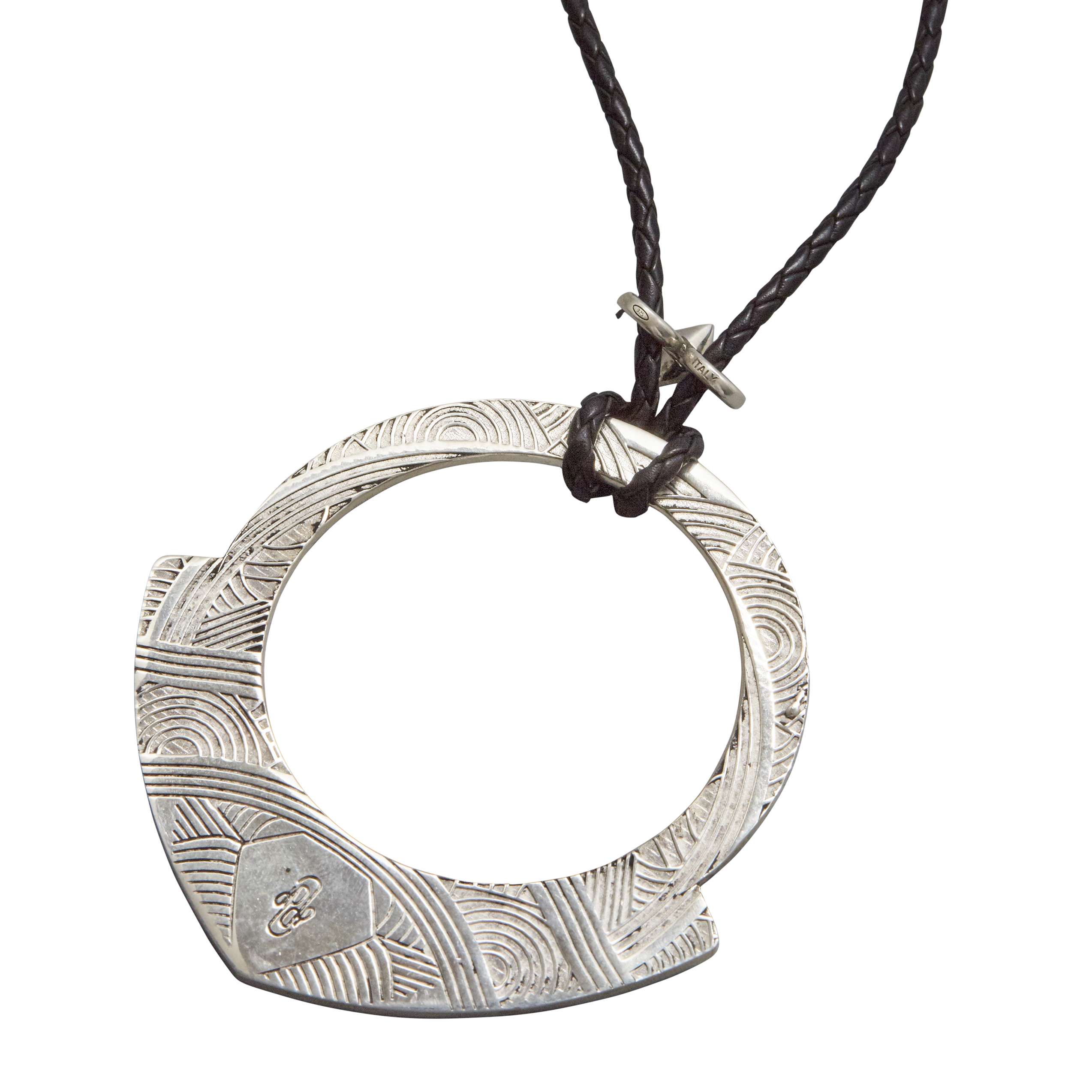 Harlow Arch Pendant Necklace