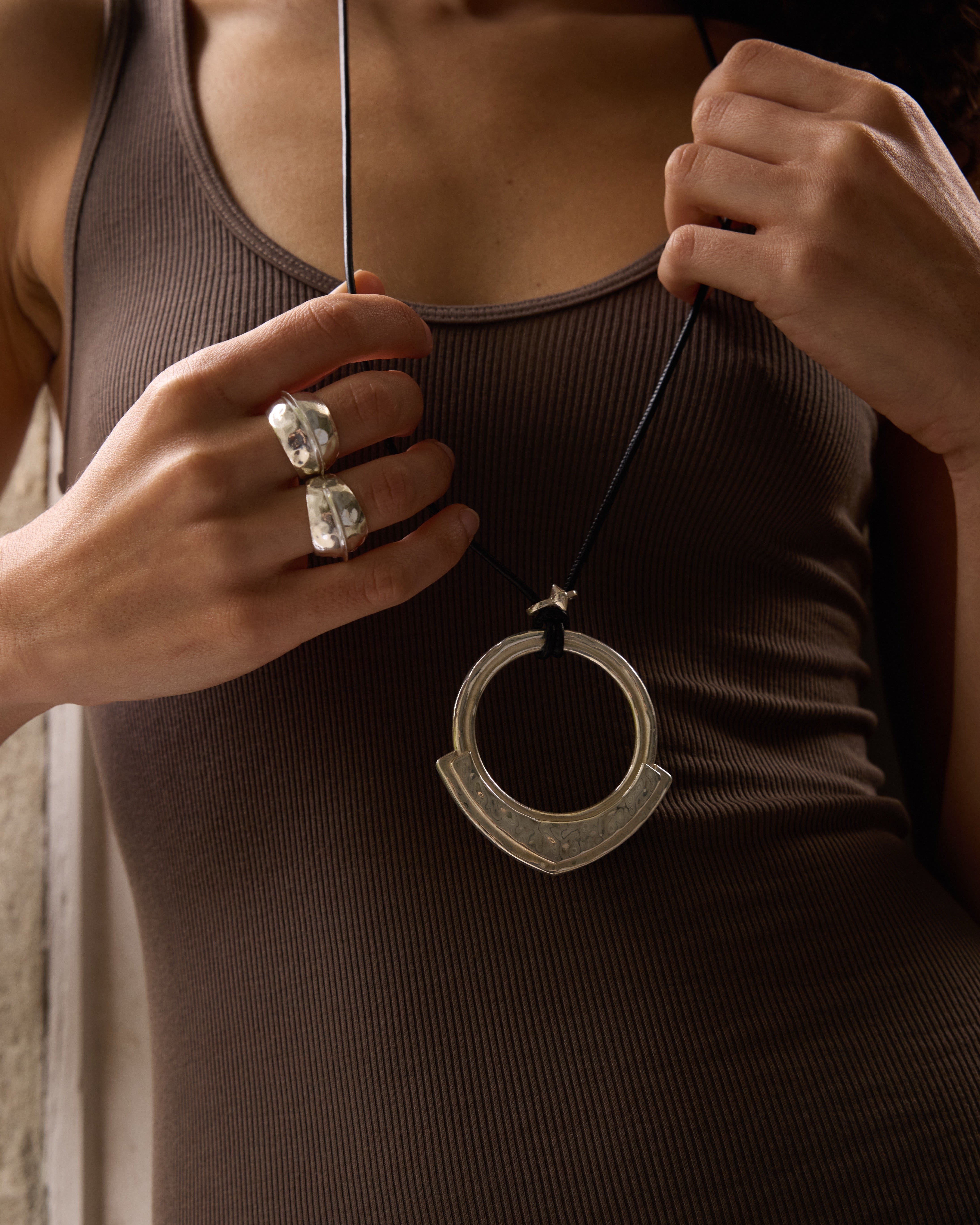 Harlow Arch Pendant Necklace