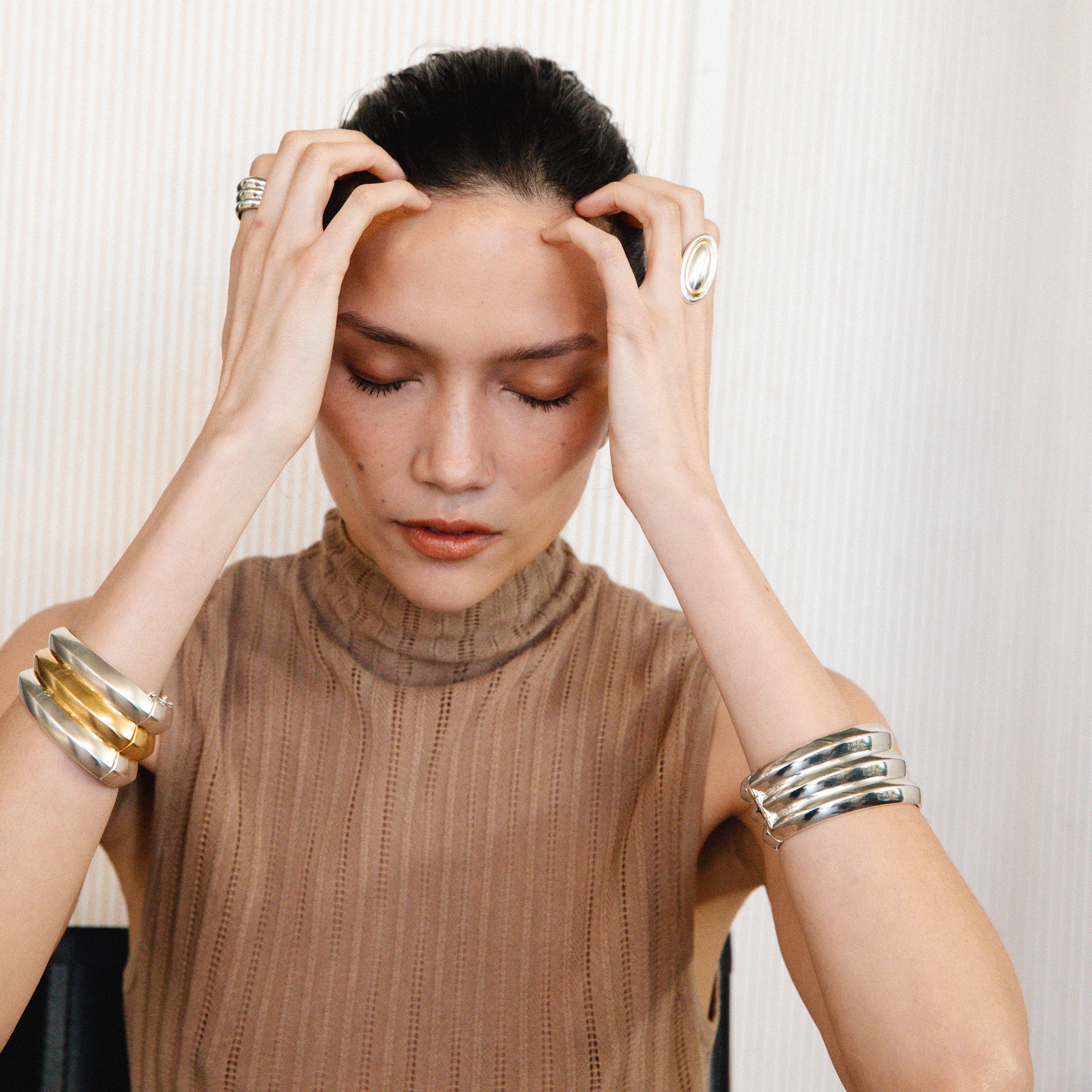 Two Tone Kerchief Cuff