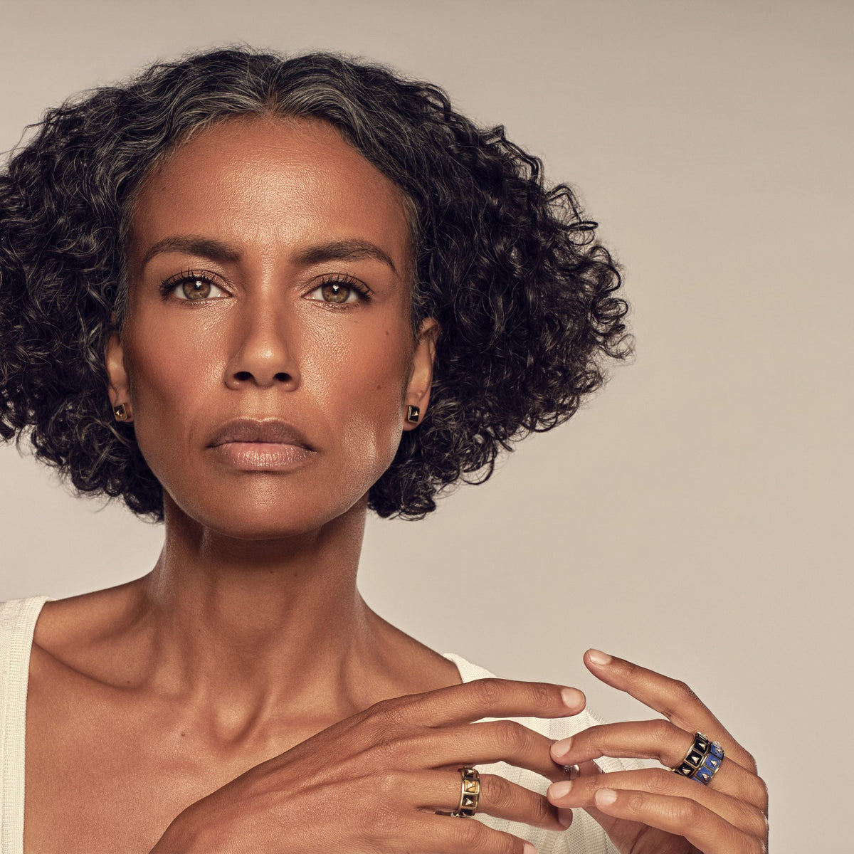 Model wearing Nova Stacker Rings in black onyx and blue lapis #stone_Black Onyx